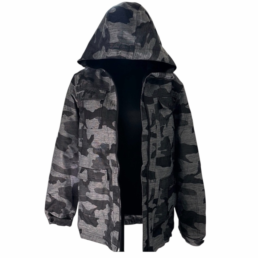 NWT Aperture Black and Gray Camo Ski Jacket